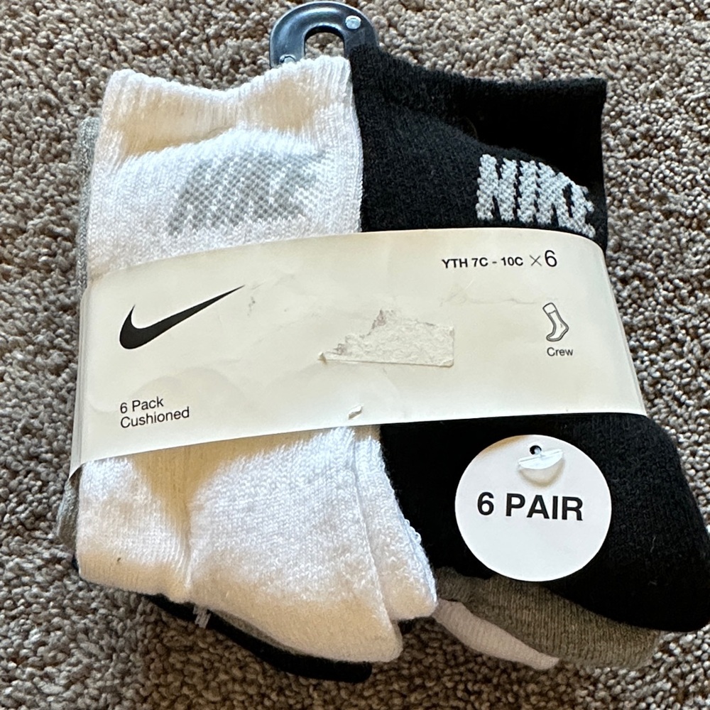 Nike Youth Athletic Crew Socks 6-Pack - Black and White, Gray